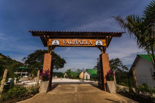 Valhalla Nimaima Glamping - carbon neutral hotel in Nimaima