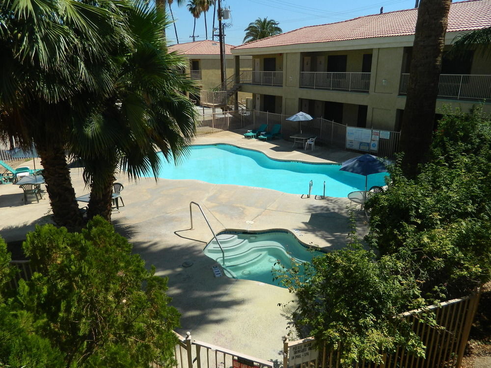 Capital Suites Hotel - photo 22
