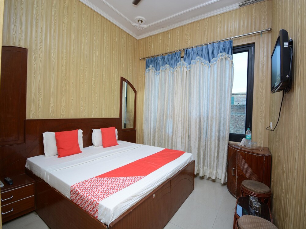 Oyo 36054 Nanda Lodge — Pathankot — photo 3