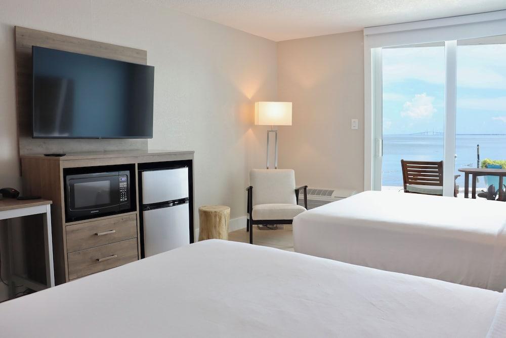 SkyBeach Resort - photo 21