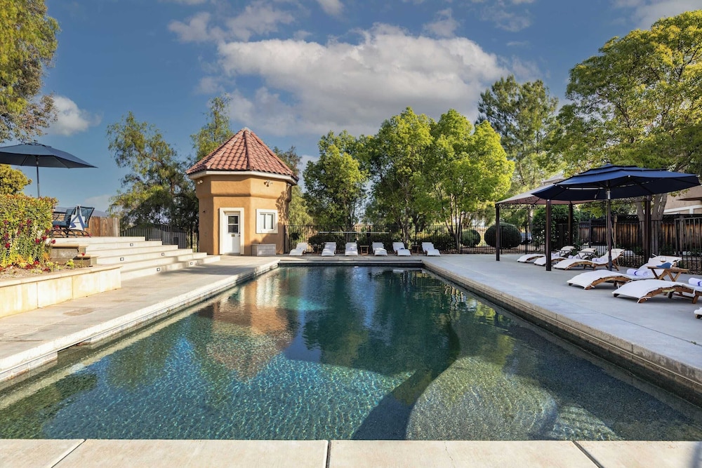 Sleeps 20 Vineyard Estate w Resort Pool Spa Game Room Wilson Creek Manor by AvantStay - photo 44