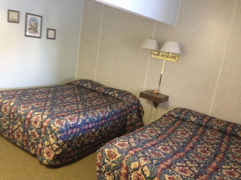 Jamestown Motel - photo 13