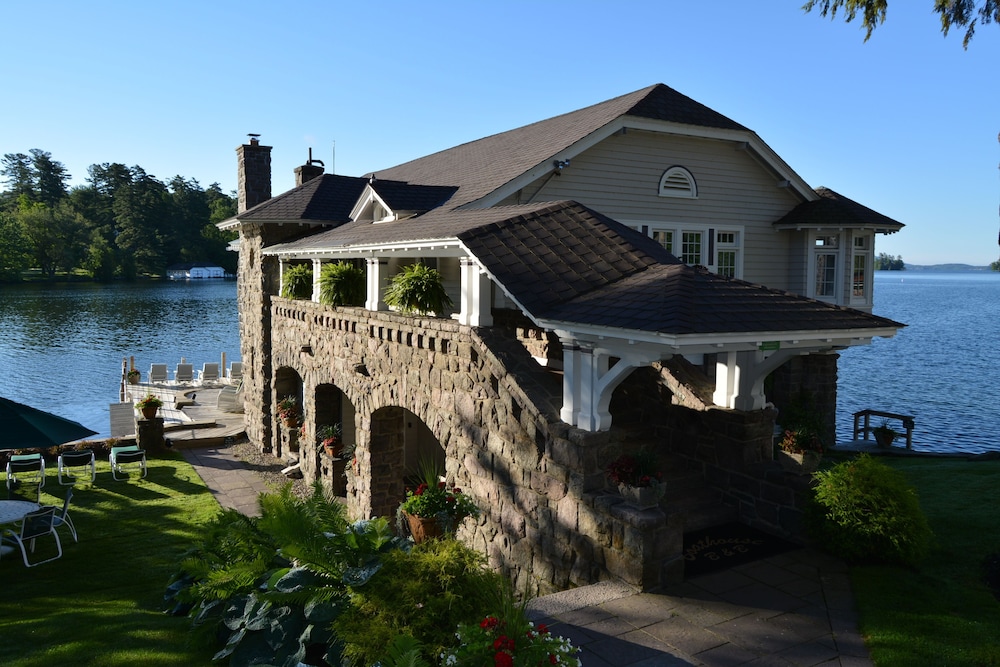 Boathouse Waterfront Lodging - photo 36