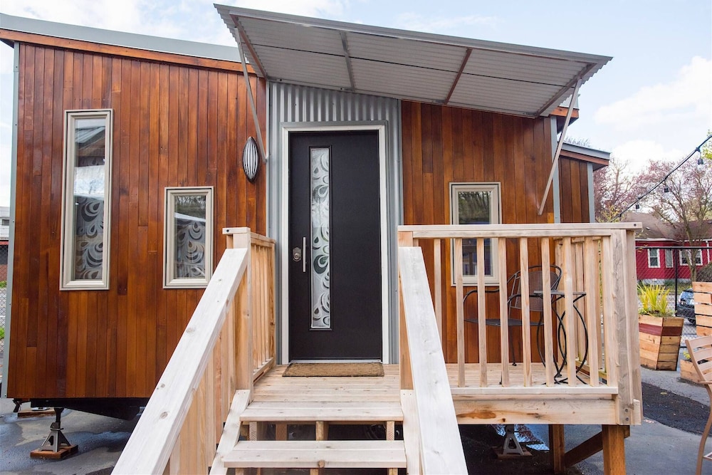 Tiny Digs Hotel of Tiny Houses - photo 134