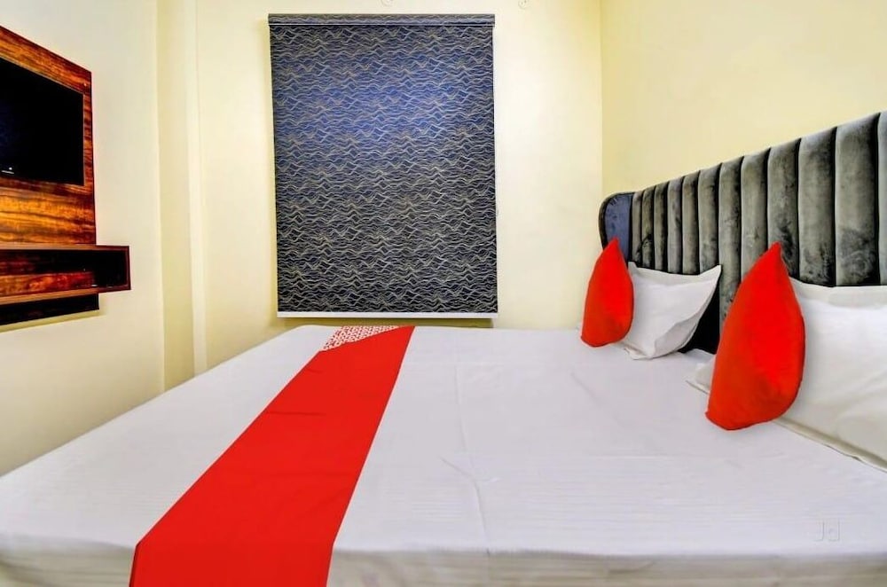 Hotel White Hut — Bahadurgarh — photo 3