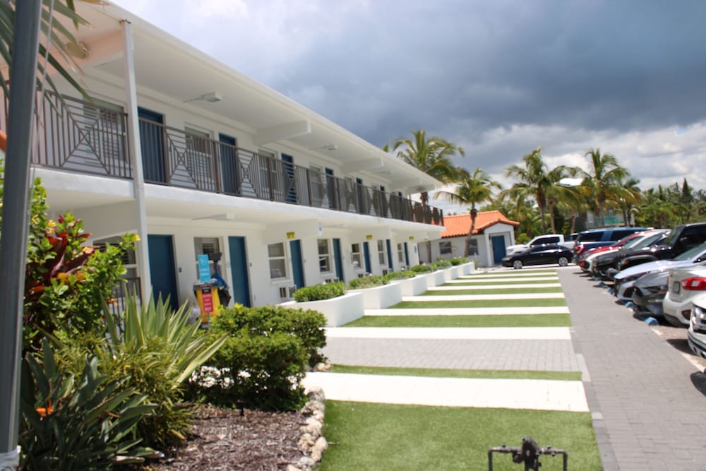 Siesta Key Beach Resort and Suites - photo 89