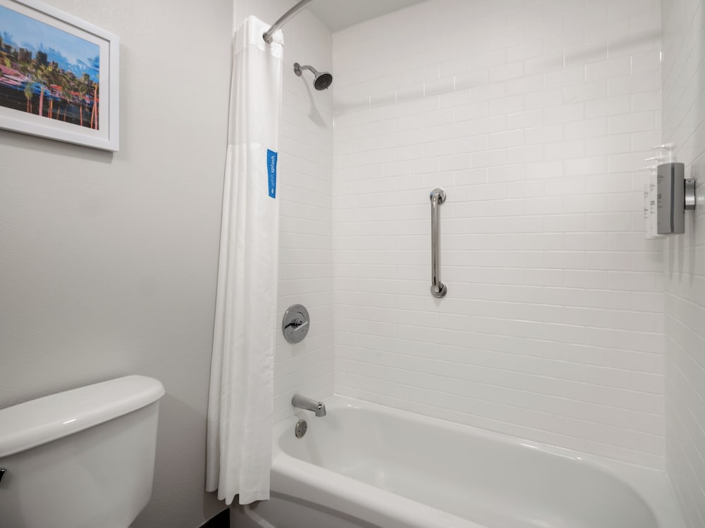 Hampton Inn Boca Raton Deerfield Beach - photo 34