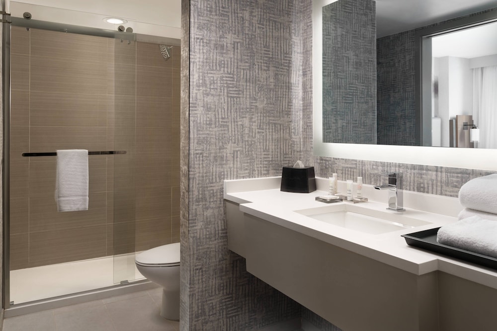 Costa Mesa Marriott - photo 25