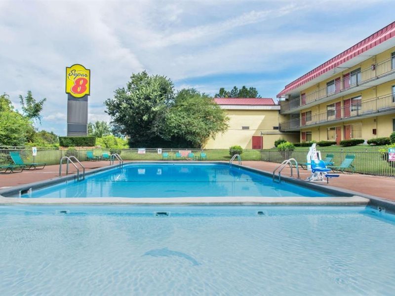 Super 8 by Wyndham Caryville TN - photo 3