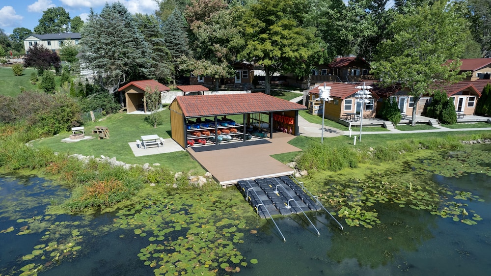 Edinboro Lake Resort Cabins - photo 59