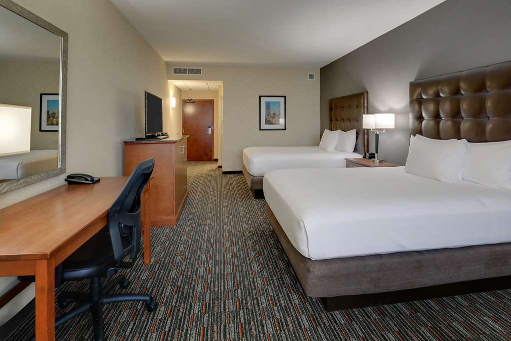 Drury Inn & Suites Charlotte Arrowood - photo 35