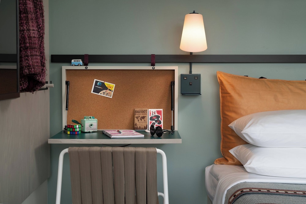 Moxy Portland Downtown - photo 5