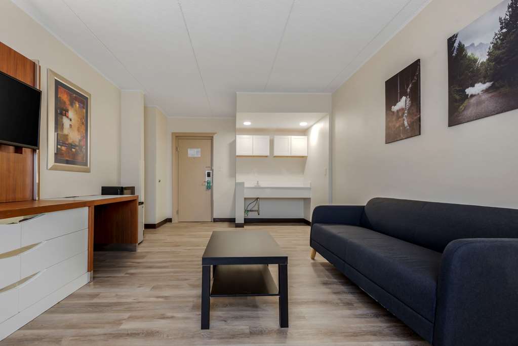 Quality Inn & Suites New Hartford Utica - photo 19