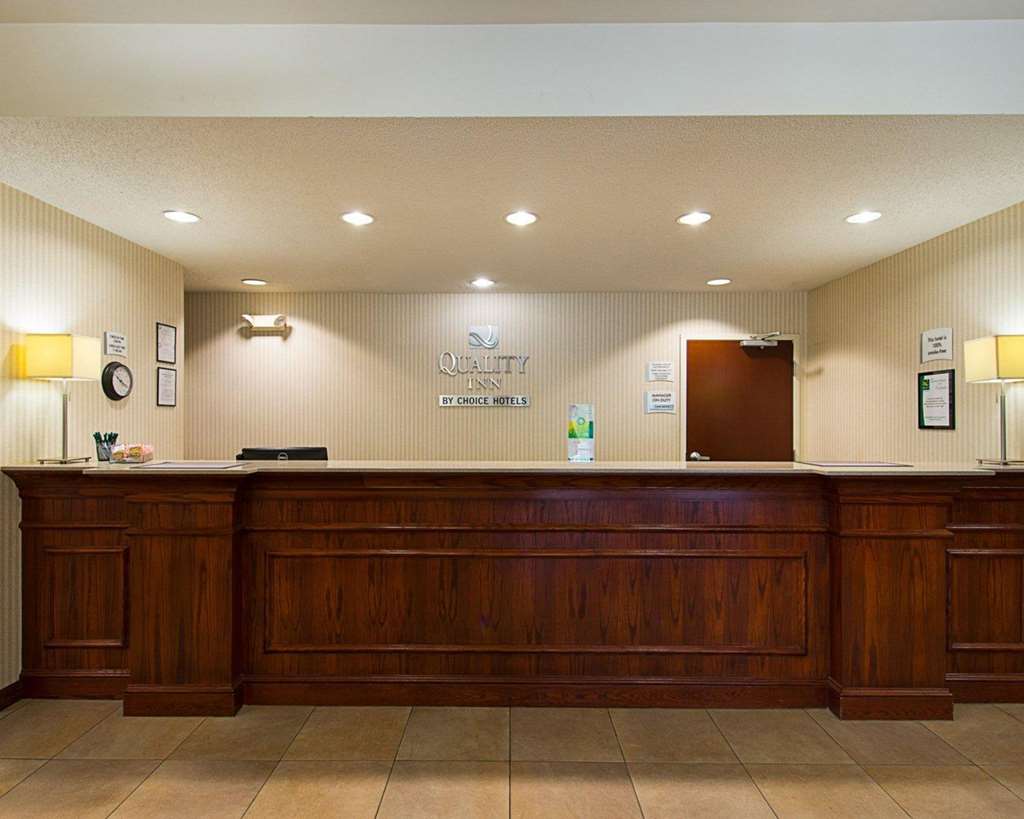 Quality Inn Spring Mills Martinsburg North - photo 7