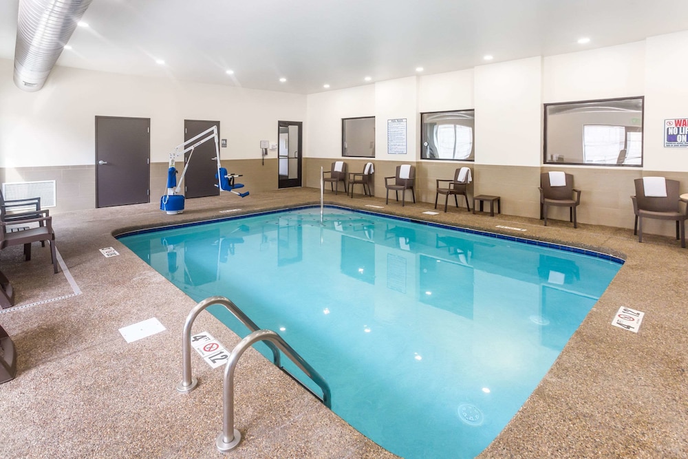 Sleep Inn Logan Ohio Hocking Hills - photo 29