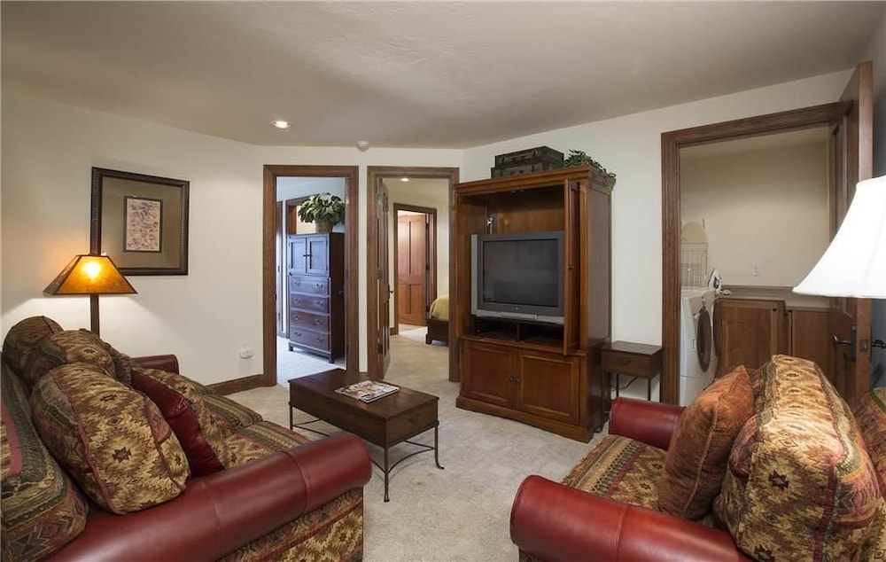 Sundance Grand Overlook By Telluride Resort Lodging - photo 39
