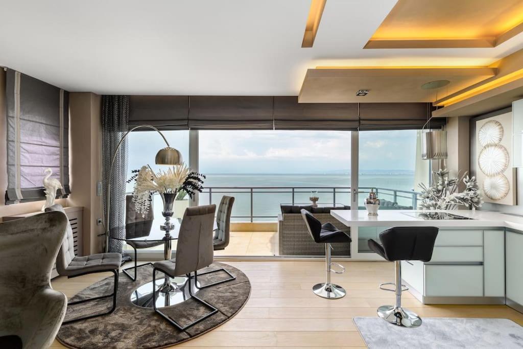 Mega Suite on the Sea — 4-Star Luxury Hotel in Peraia, Greece