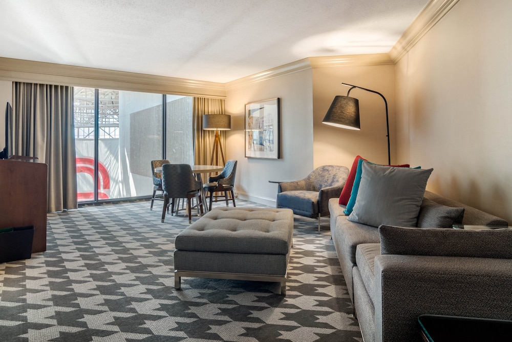 Omni Atlanta Hotel at Centennial Park - photo 16