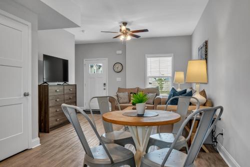 Tee Time Treasures in Sango in Clarksville, United States