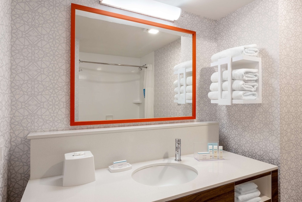 Hampton Inn Ft. Lauderdale Commercial Blvd. - photo 8