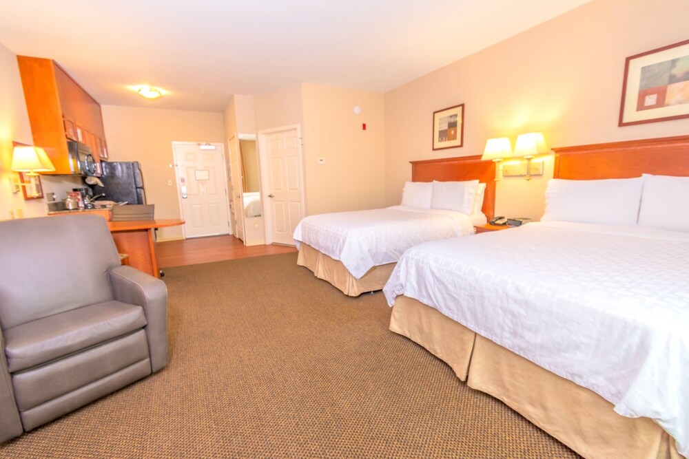 Candlewood Suites Houston I 10 East by IHG - photo 33