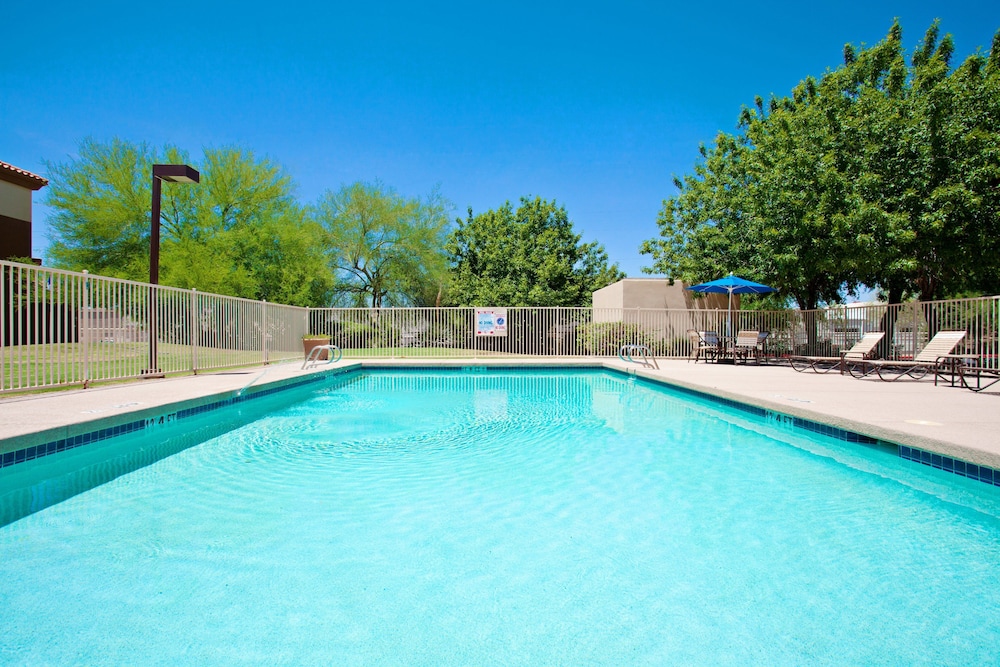 Holiday Inn Express Scottsdale North by IHG - photo 18