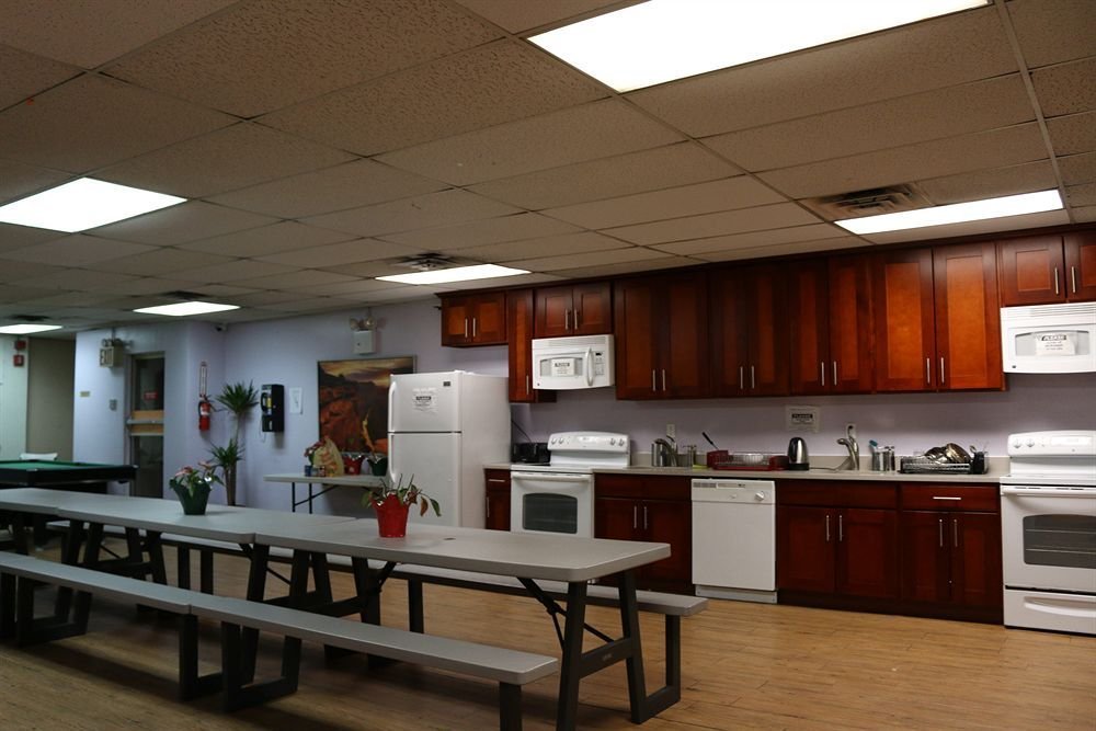 Westway Hotel & Hostel - photo 23