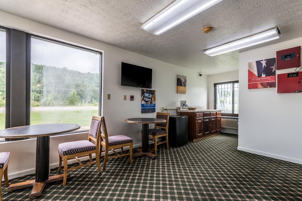 Motel 6 Attalla AL - photo 40