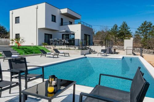 VILLA KARIN NEW 55m2 pool playground amazing view — 4-Star Luxury Hotel in Grubine, Croatia