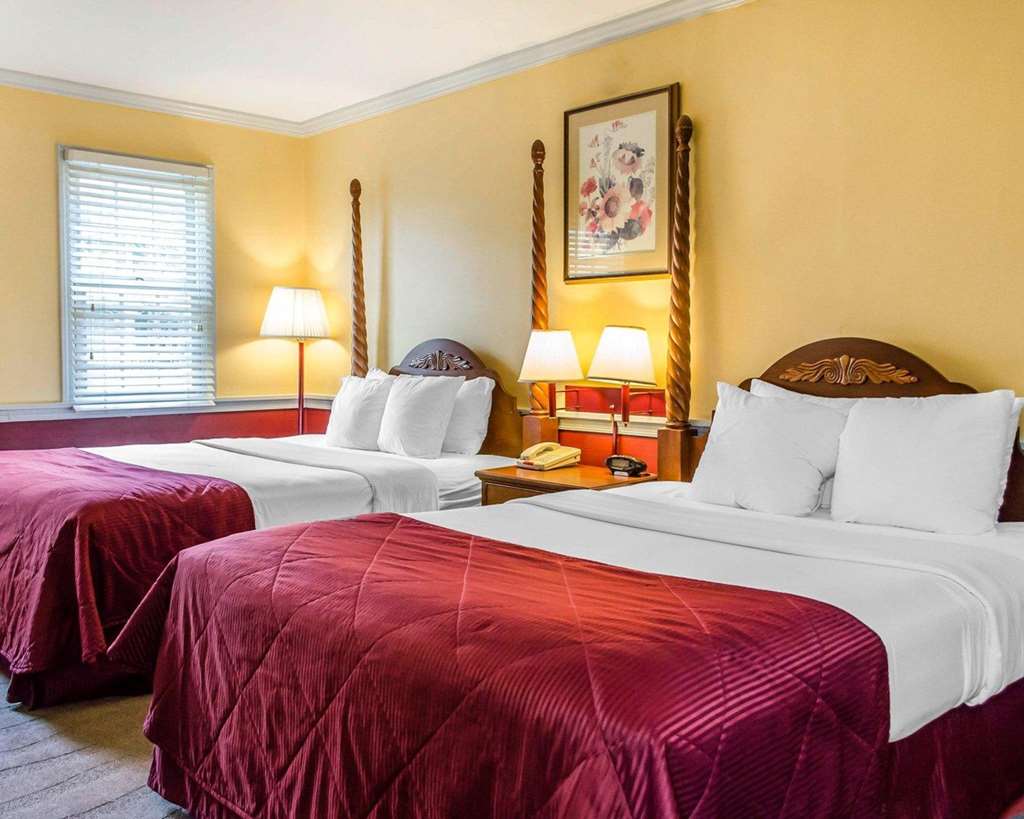 Clarion Inn Strasburg Lancaster - photo 12