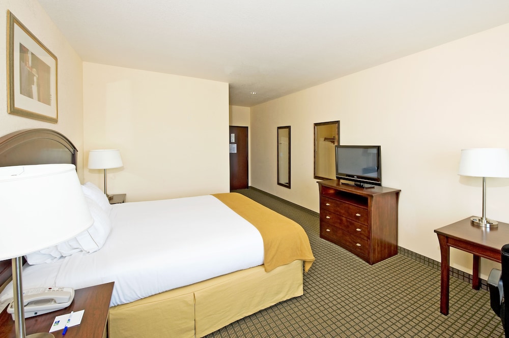 Holiday Inn Express & Suites Willcox an IHG Hotel - photo 5