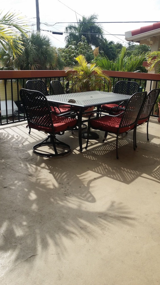 Palm Breeze Hotel - photo 23