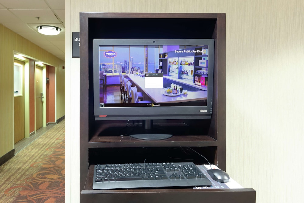 Hampton Inn Houma - photo 40