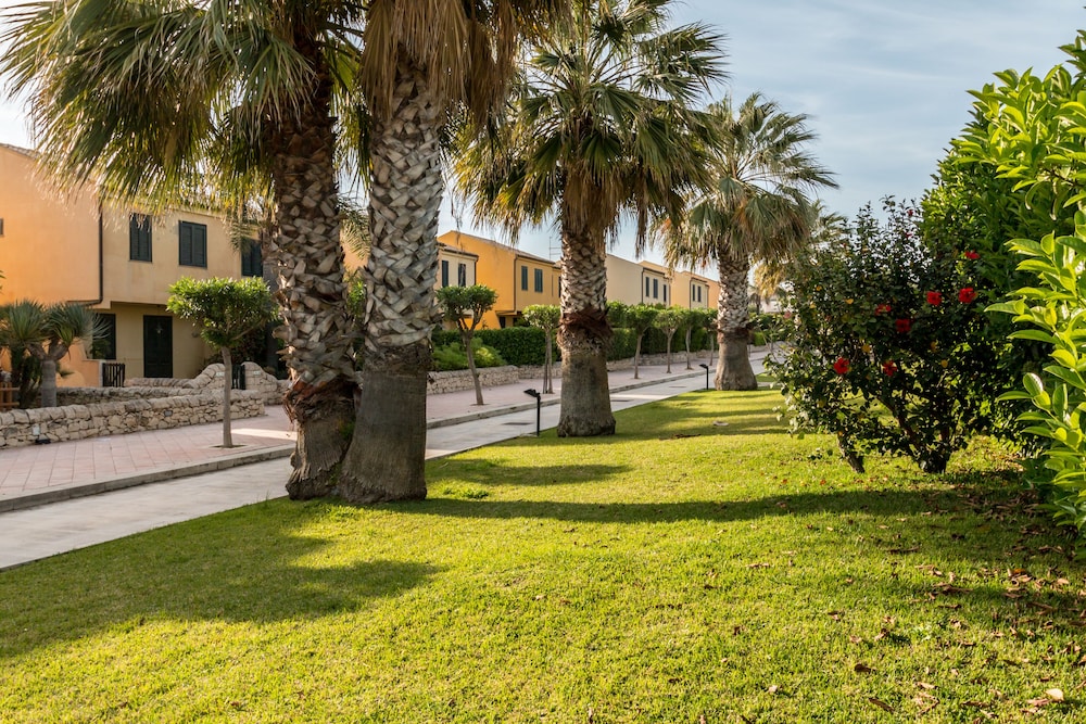 Residence Andrea Doria — 4-Star Luxury Hotel in Marina Di Ragusa, Italy
