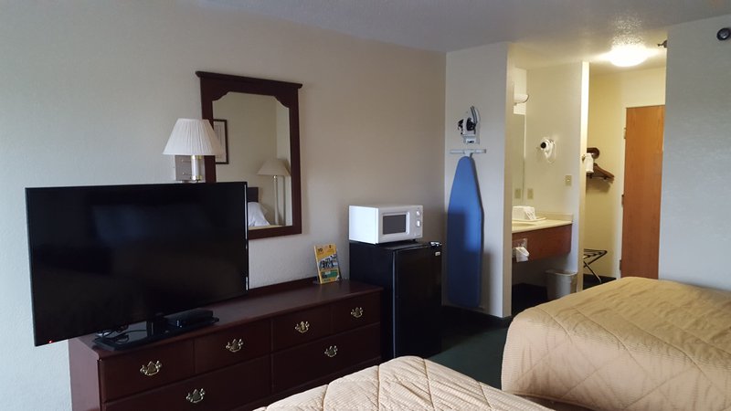 Arlington Inn And Suites - photo 12