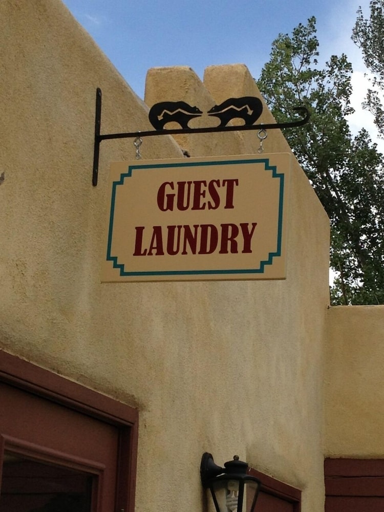 El Pueblo Lodge - photo 25