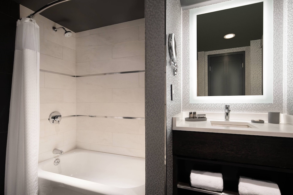 The Clancy Autograph Collection by Marriott - photo 31