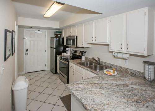 Surfside Shores 1202 - photo 11