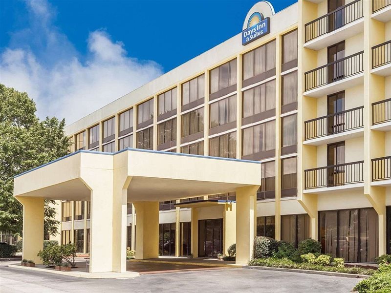 Days Inn and Suites SE Columbia Ft Jackson in Columbia, United States