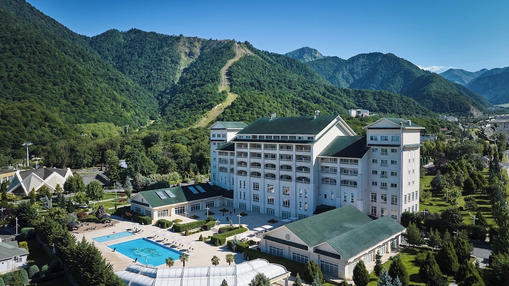 Qafqaz Riverside Hotel — 5-Star Luxury Hotel in Qutqashen, Azerbaijan