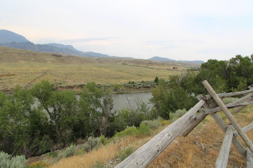 The Historic Wapiti Lodge - photo 151