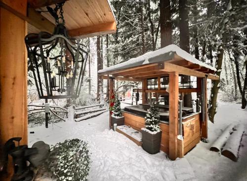 Sojourn Rustic Spa Retreat in Point Roberts, United States