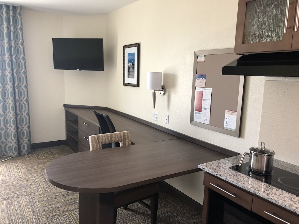 Candlewood Suites Panama City Beach Pier by IHG - photo 37