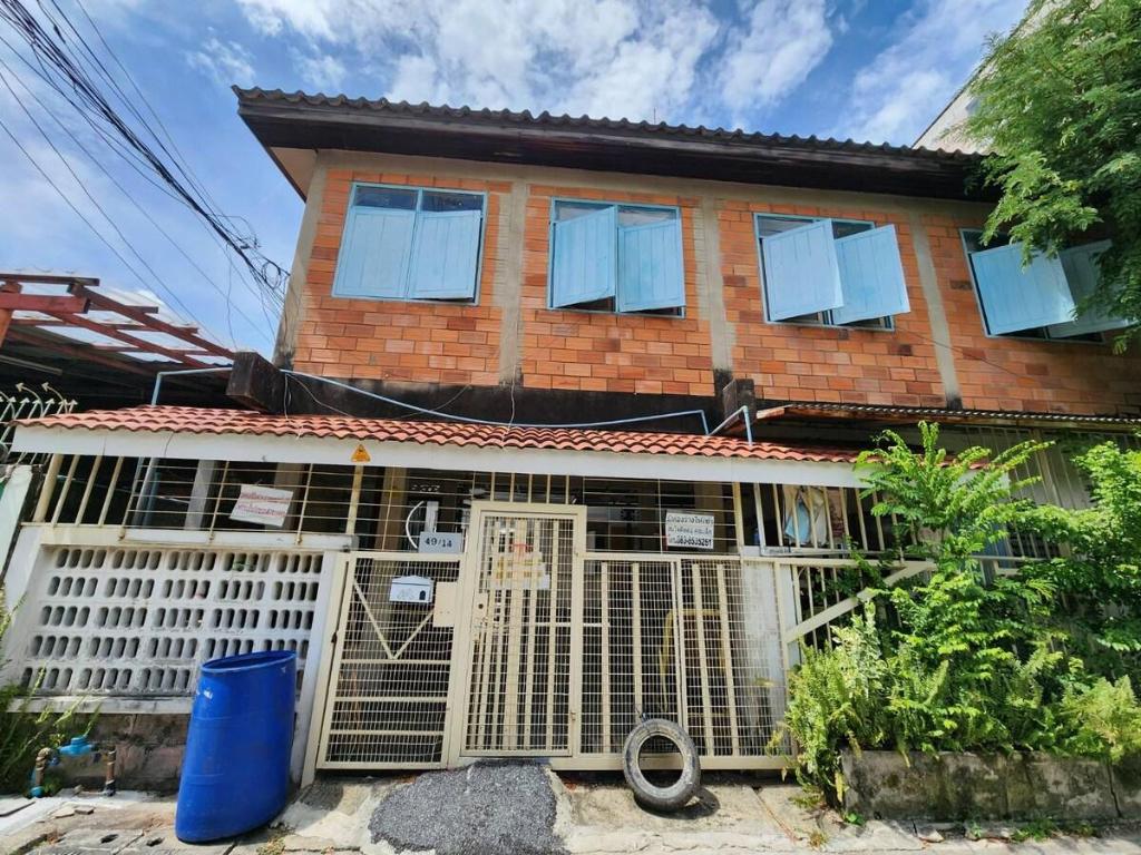110 Olan Place Homely room Free Wi Fi and Near BTS line