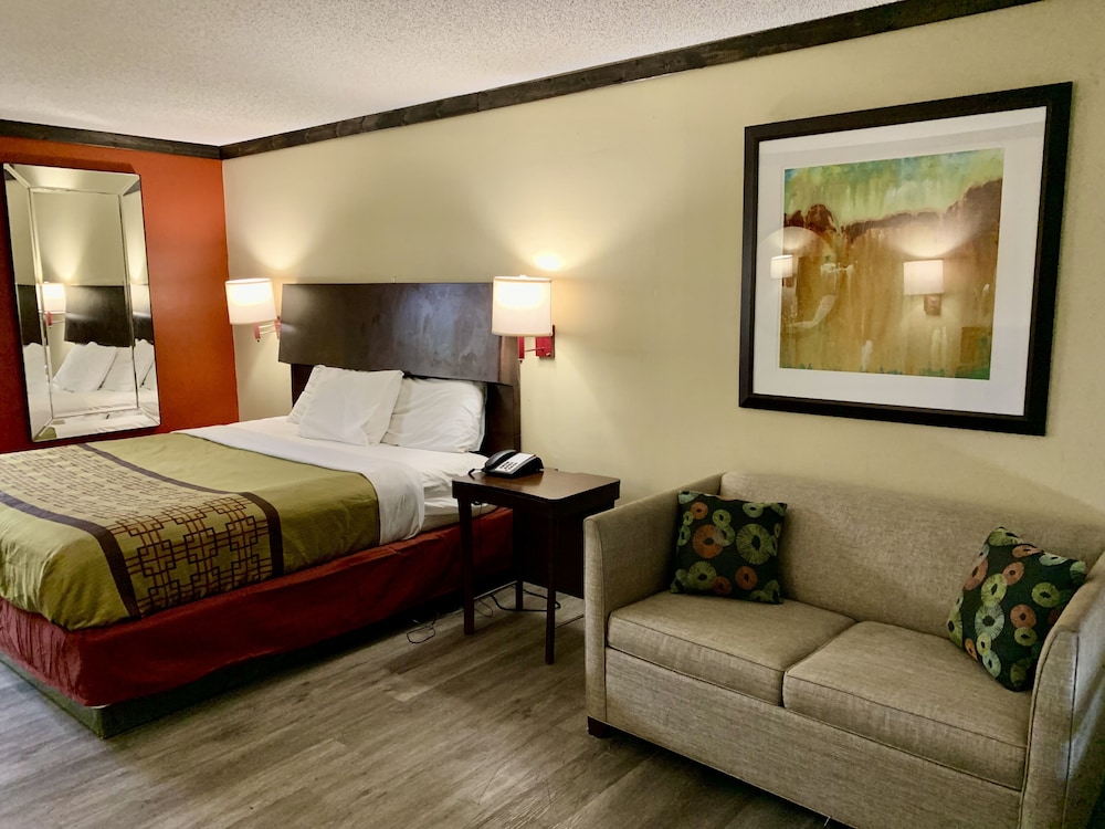 Executive Inn Chester - photo 13