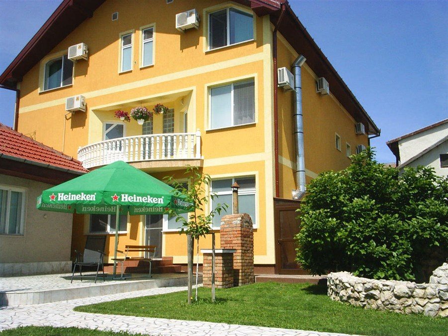 Hotel Lotus - carbon neutral hotel in Arad