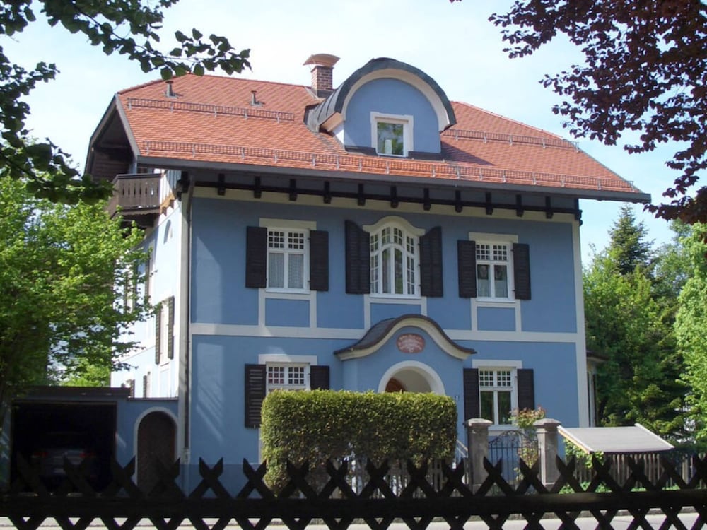 Hotel Kv Hl - carbon neutral hotel in Neumuenster