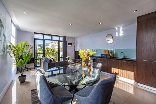 Modern Beachfront Studio 133 Eden on the Bay