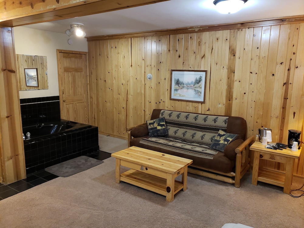 The Willard Munger Inn - photo 36