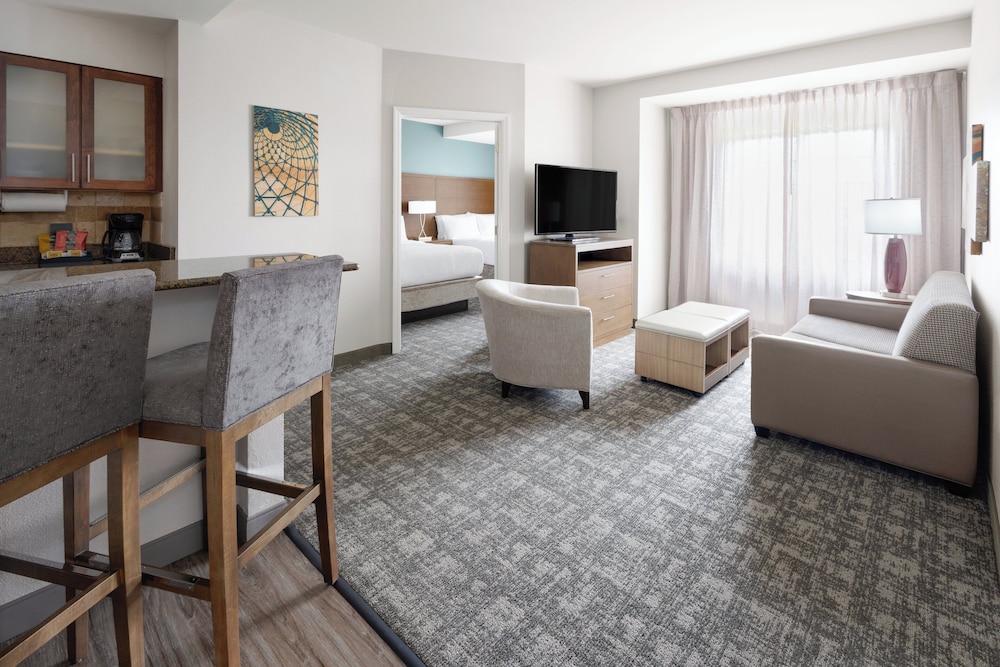 Staybridge Suites Harrisburg by IHG - photo 12